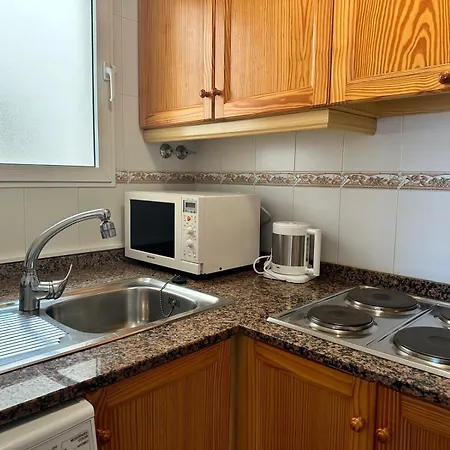 Homely Sol Y Mar トレビエハ