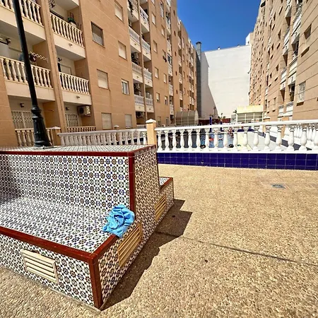 Homely Sol Y Mar Apartment Torrevieja