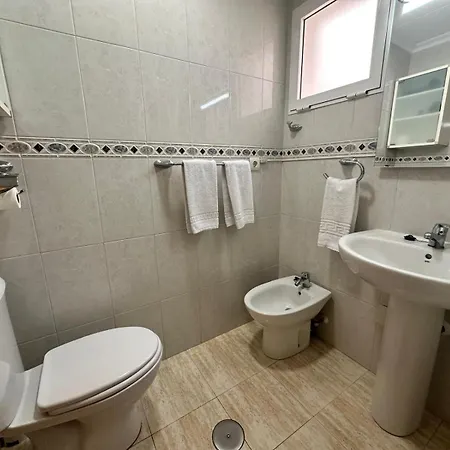 Homely Sol Y Mar Apartment